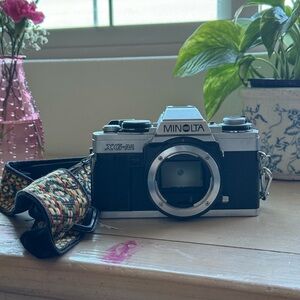 Vintage Minolta 35mm film camera, tons of lenses and other fun accessories